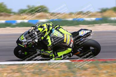 media/Apr-30-2023-CRA (Sun) [[020fcf5d43]]/Race 11-600 Expert Superbike/